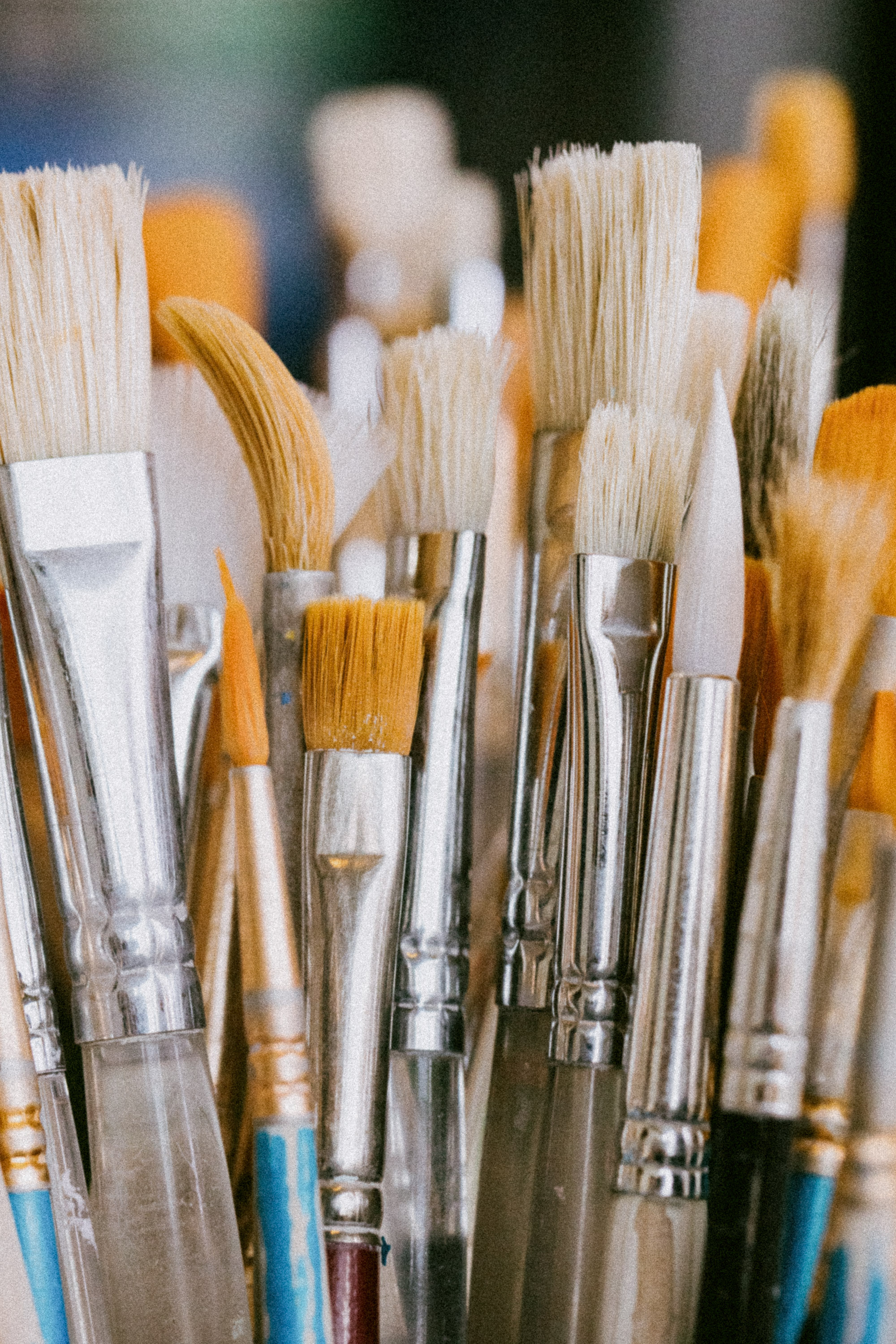 Six_Senses_Place_London_Paintbrushes.jpg